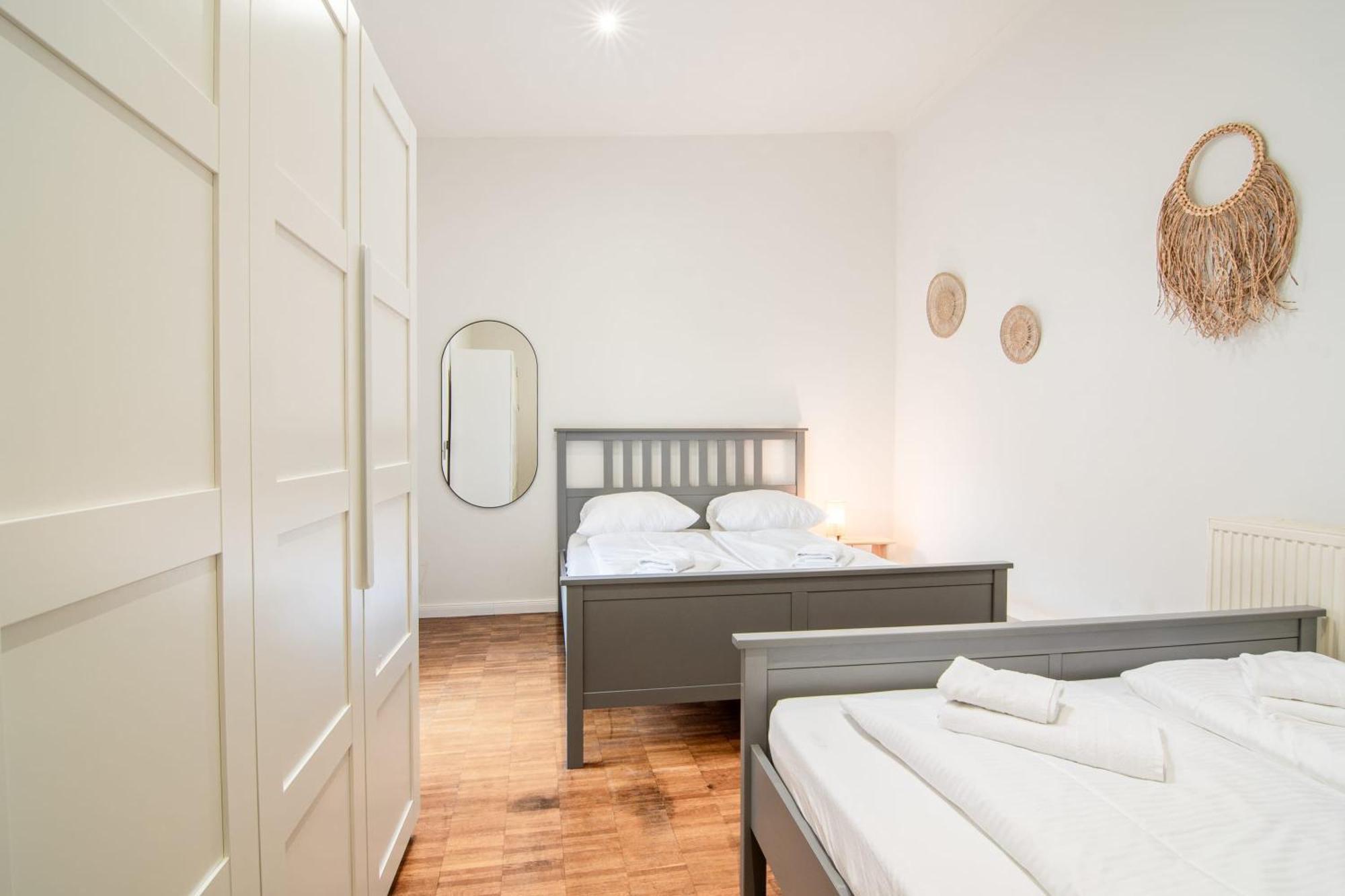 - 2 Bedrooms For Up To 11 Guests Apartamento